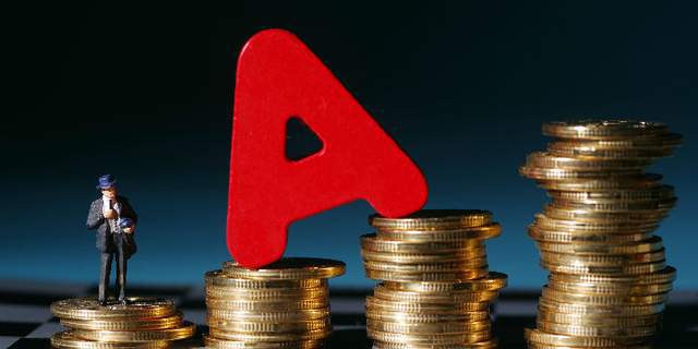 绿色电力再掀热潮 8只5元以下低估值潜力股全解析，保险经纪业务亦迎机遇